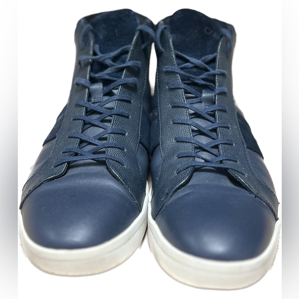 Men’s Calvin Klein sneakers size 12